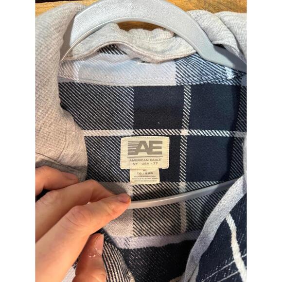 American Eagle Plaid Button-Up Shirt with Hood - Picture 2 of 4